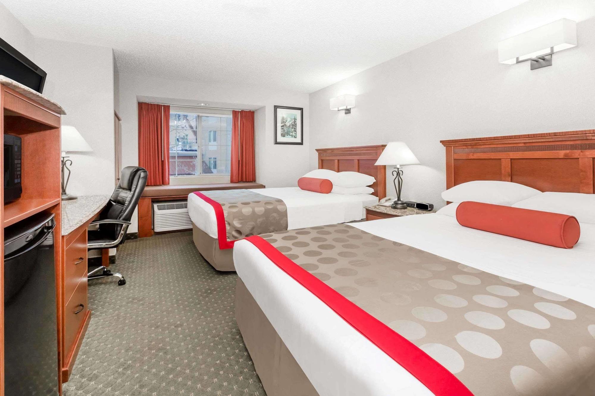 Hotel Ramada By Wyndham Frisco Exterior foto